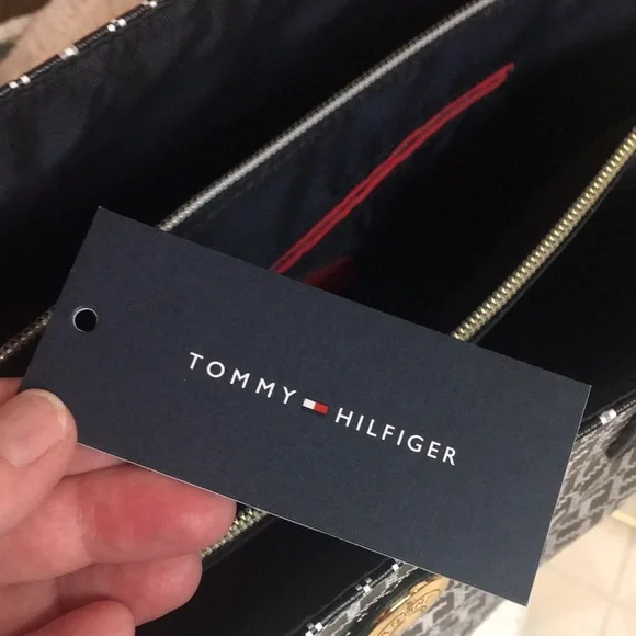 Tommy Hilfiger Black & White Tote Bag - Picture 9 of 10